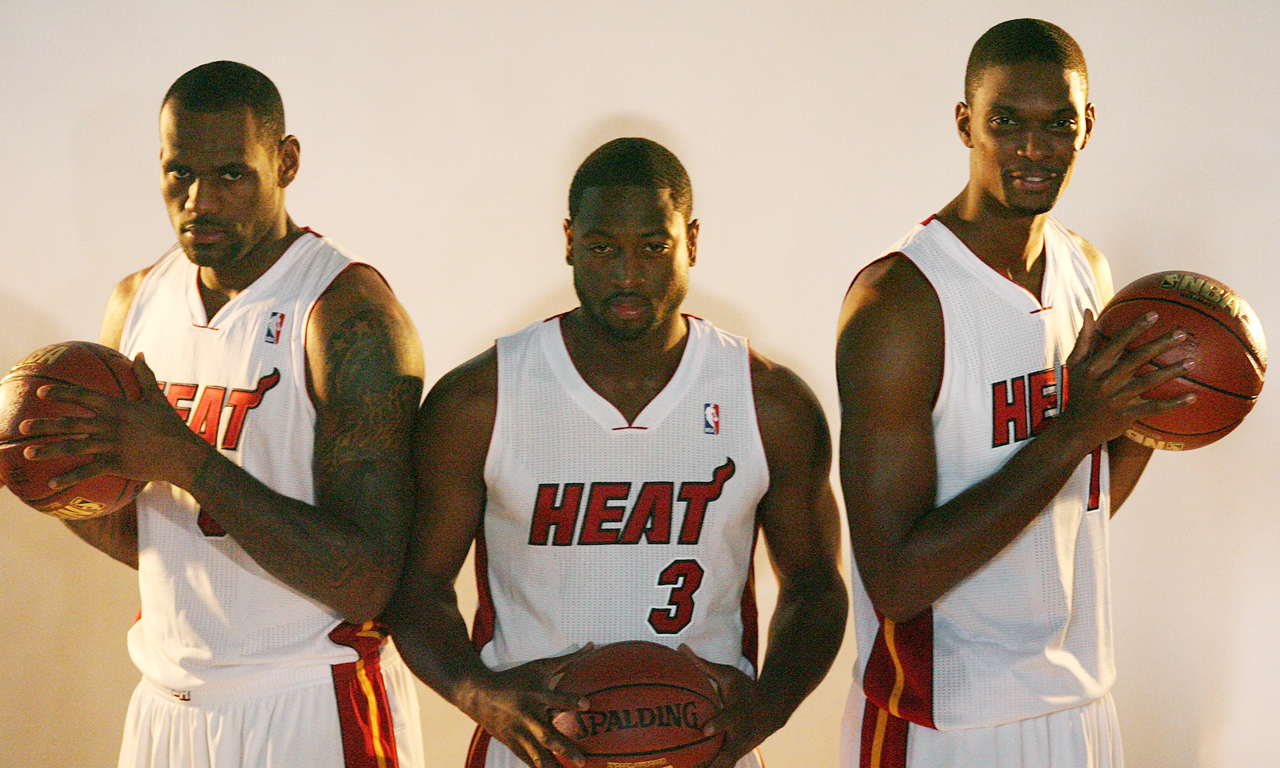 邓加：巴西球员和欧洲球员是不一样的，他们总想上场踢球（邓加：巴西球员与欧洲球员各异，始终渴望上场）