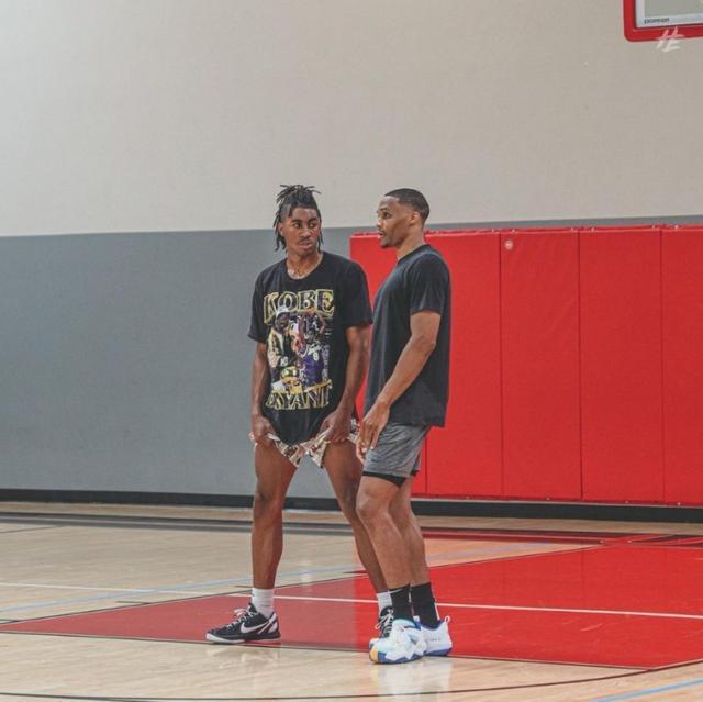 恰20：尼科-帕斯？他进步了很多很有前途，但我不关注对手（恰20谈尼科-帕斯：进步明显、前景光明，但我只专注自己）