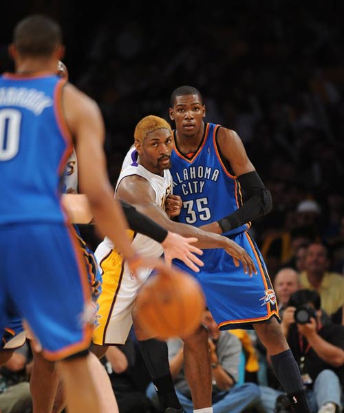 他们都曾在 他们都曾在